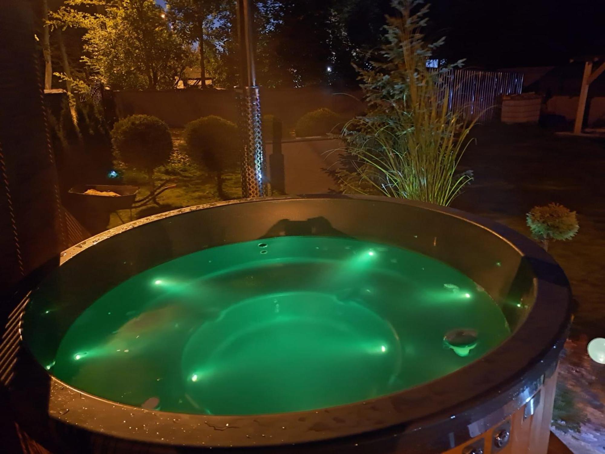 Lesny Zakatek Malediwy Spa ヤヴォジュノ エクステリア 写真